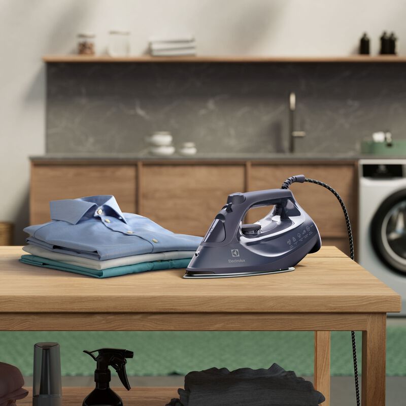 ELECTROLUX Ultimatecare 500 Steam Iron (2500w) E6SI3-62MN-image 3
