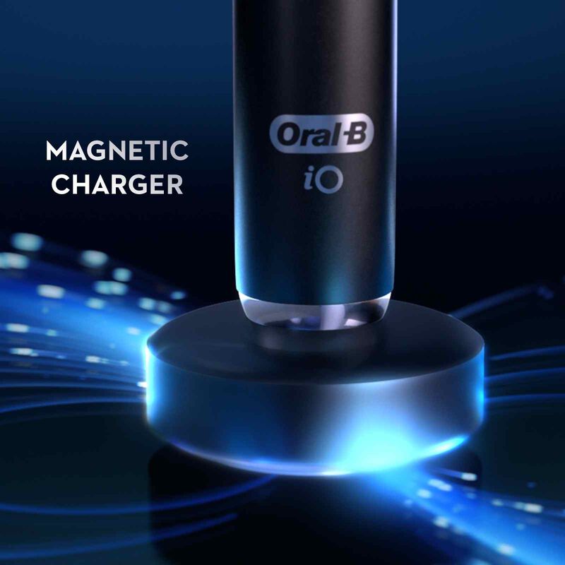 ORAL-B Rechargeable Toothbrush - White IO 7-image 2