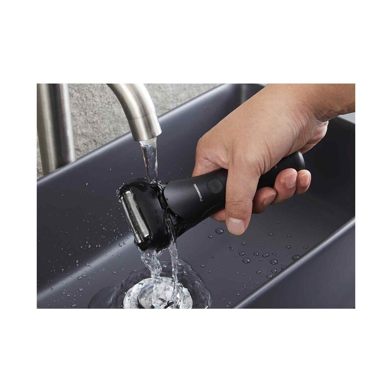 PANASONIC Electric Shaver With 3-blades System ES-LT2B-K751-image 6