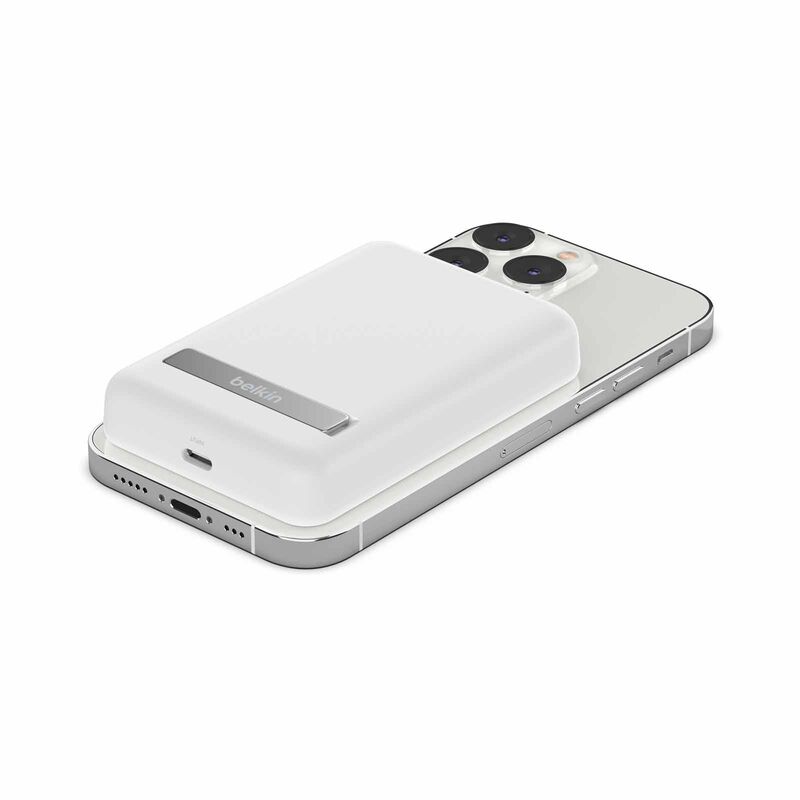 BELKIN Boostcharge Magnetic Wireless Power Bank 5k + Stand White BPD004BTWT-image 3