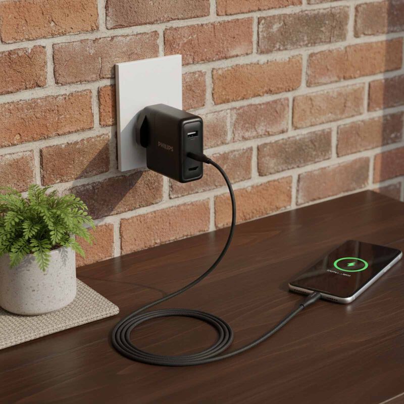 PHILIPS 100w Gan Wall Charger 1a And 2c With Uk Plug - Black DLP6332CB/05-image 2