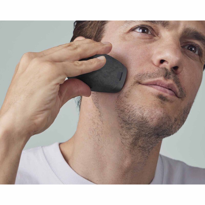 PANASONIC 5 Blade Palm Size Shaver - Matt Black ES-PV3A-K751-image 5