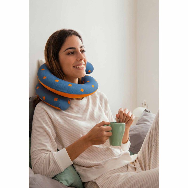 OTO Twistie U-shaped Neck Pillow - Green TW-009 - GREEN-image 5