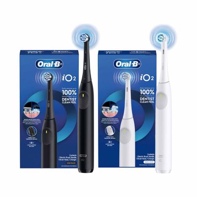 ORAL-B Io 2 Bundle - Black And White IO 2 BUNDLE