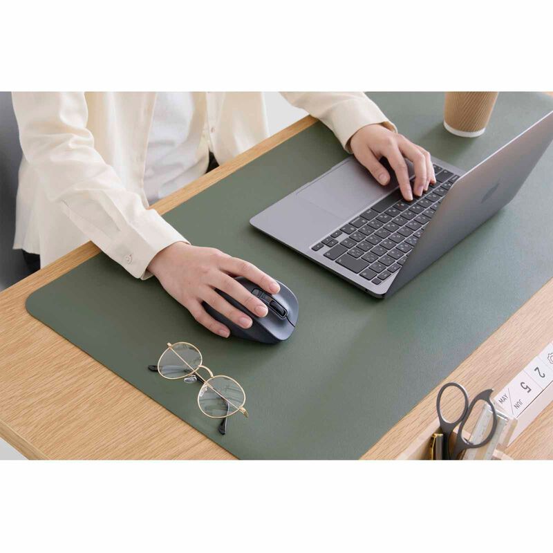 ELECOM Soft Leather Double Sided Large Desk Mat - Khaki/ Navy MP-DM05KHNV-image 6