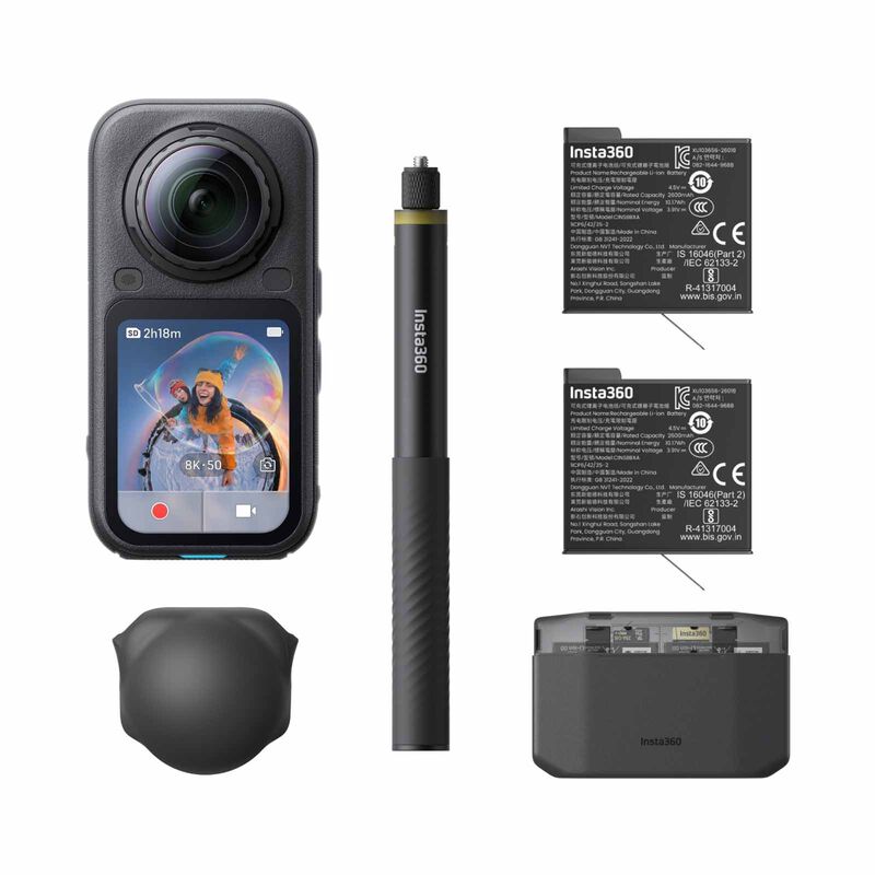 INSTA360 X6 Essentials Bundle Midnight Black X603-image 1