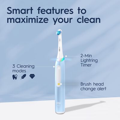 ORAL-B Electric Toothbrush - Blue IO 3