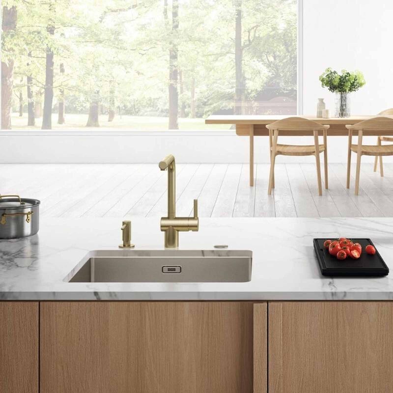 FRANKE Atlas Neo Sink Mixer With Pull Out Spout CT1310G-image 2